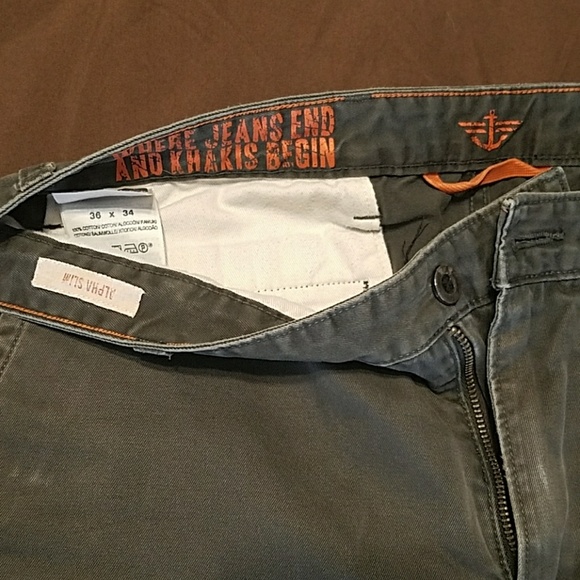 Dockers Alpha Khakis 36 x 34 - Picture 2 of 3